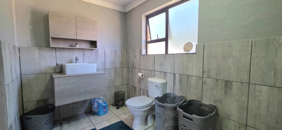 3 Bedroom Property for Sale in Naudeville Free State